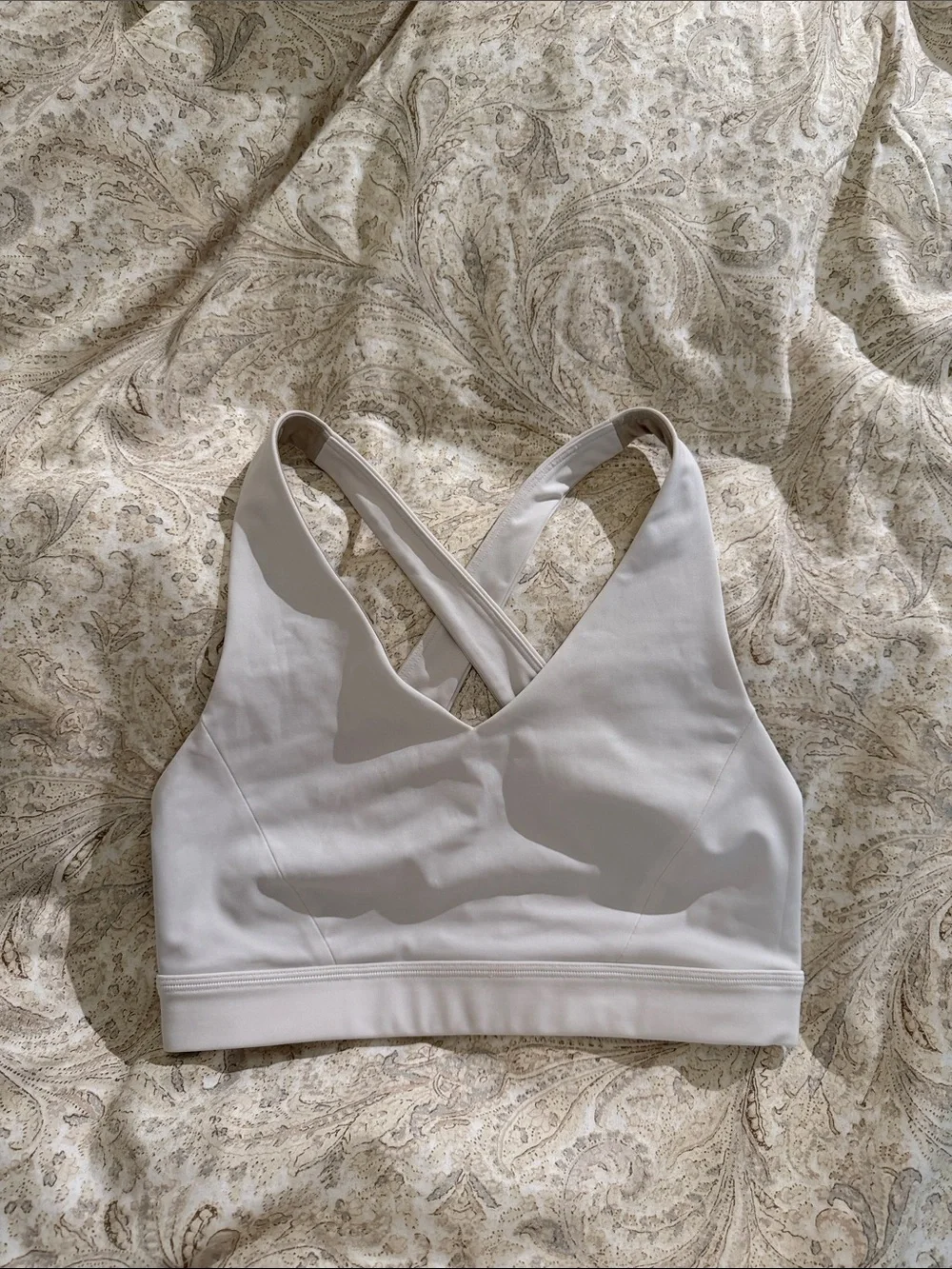 LULULEMON  Cross-Back sports bra  - 6